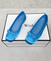 Boutique Bequeme blaue Satin-Ballerinas mit Schleife